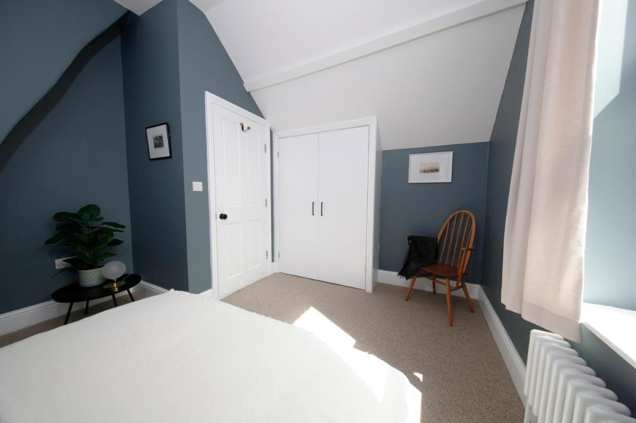 The Artist's House Apartment Scarborough